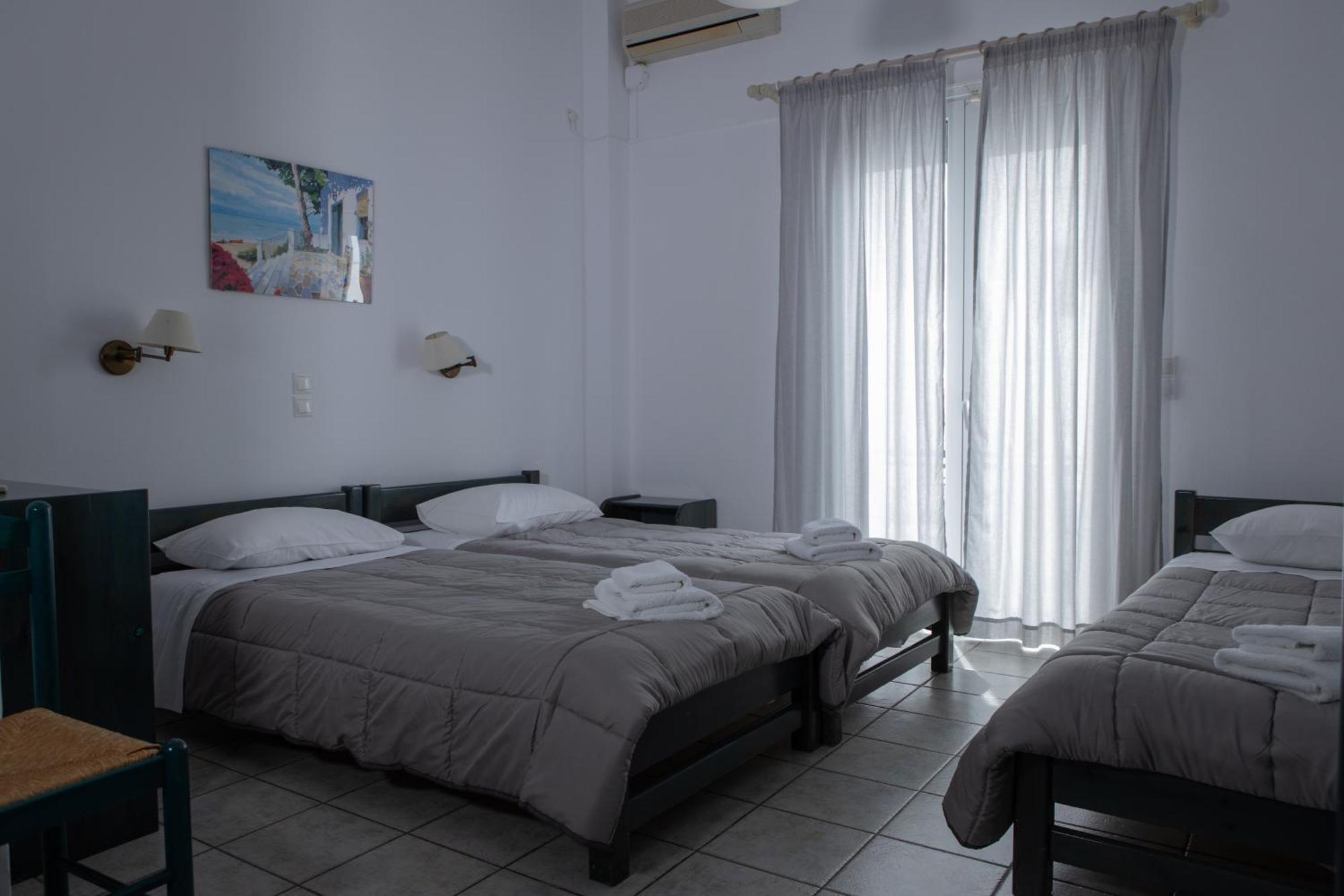 Soula Rooms Tínos מראה חיצוני תמונה